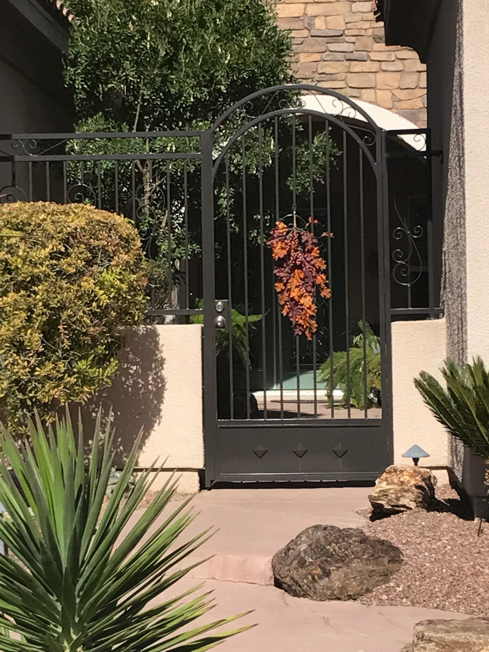 Residential Courtyard Entry Gates - LV Iron & Steel